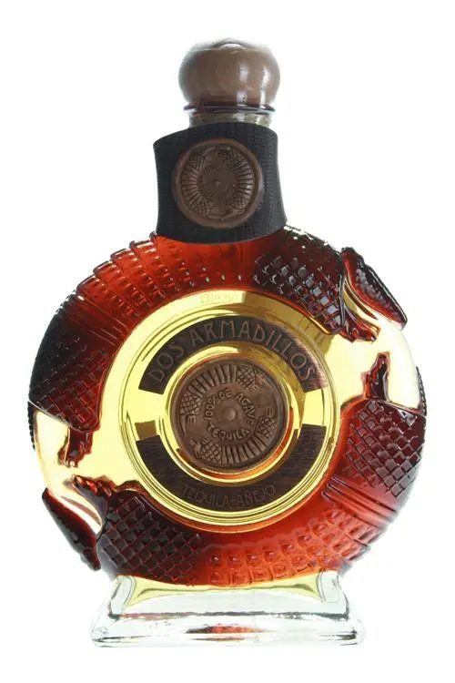 Dos Armadillos Tequila Anejo 750Ml 1