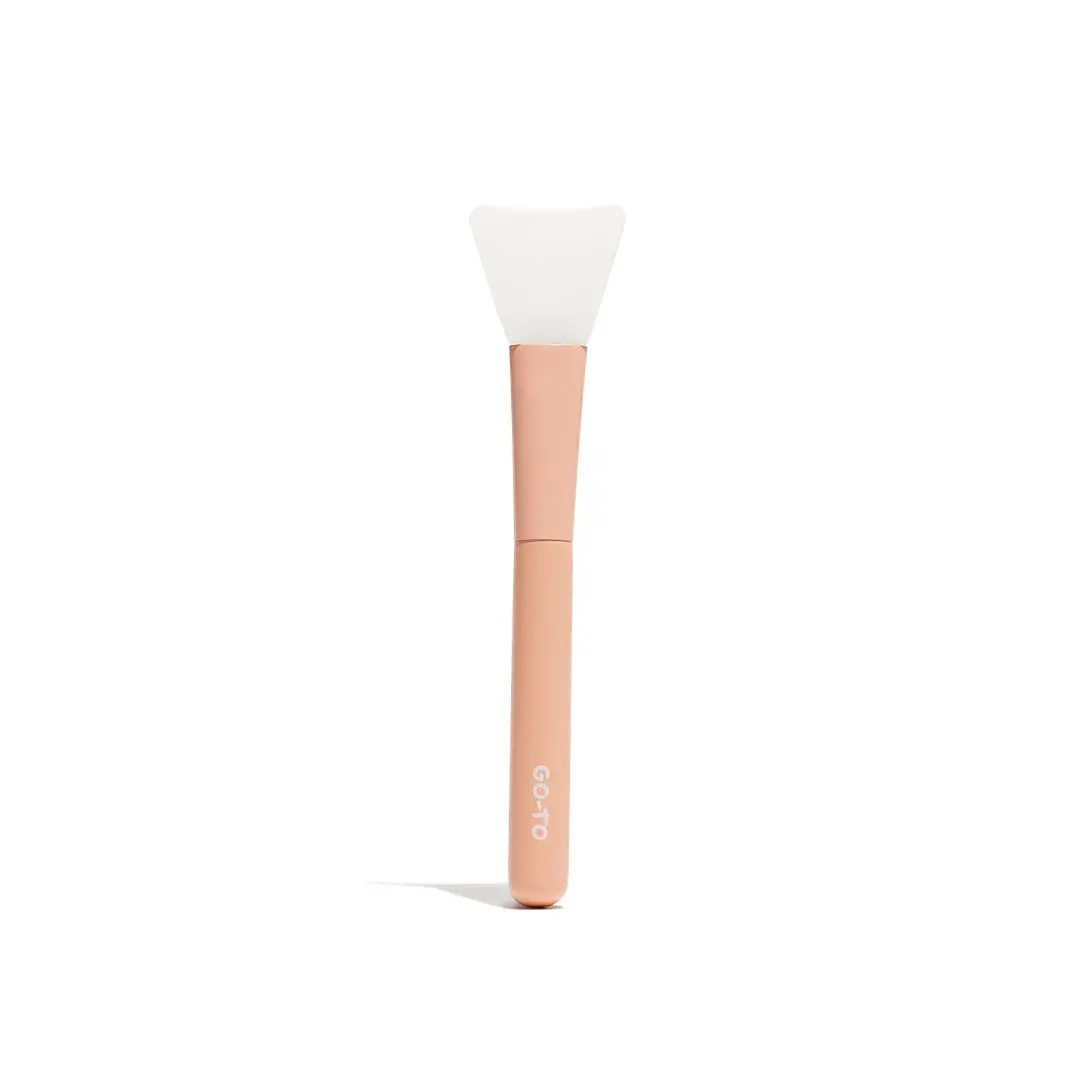 Silicone Mask Applicator 1
