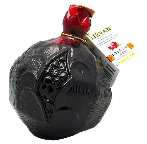 Ijevan Grenade Pomegranate Semi-Sweet Souvenir 750Ml 1
