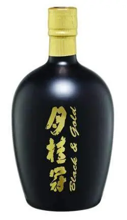 Gekkeikan Black & Gold Sake 750Ml 1