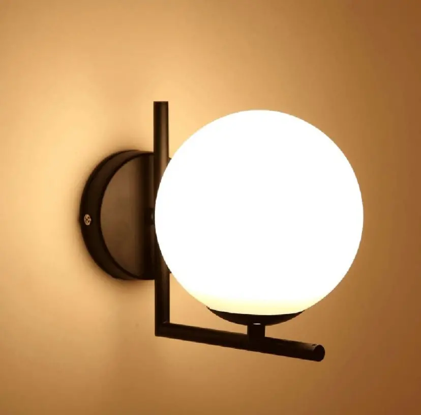 Simple Modern Molecular Spherical Wall Lamp Gold Black Bedroom Bedside Lamp 1
