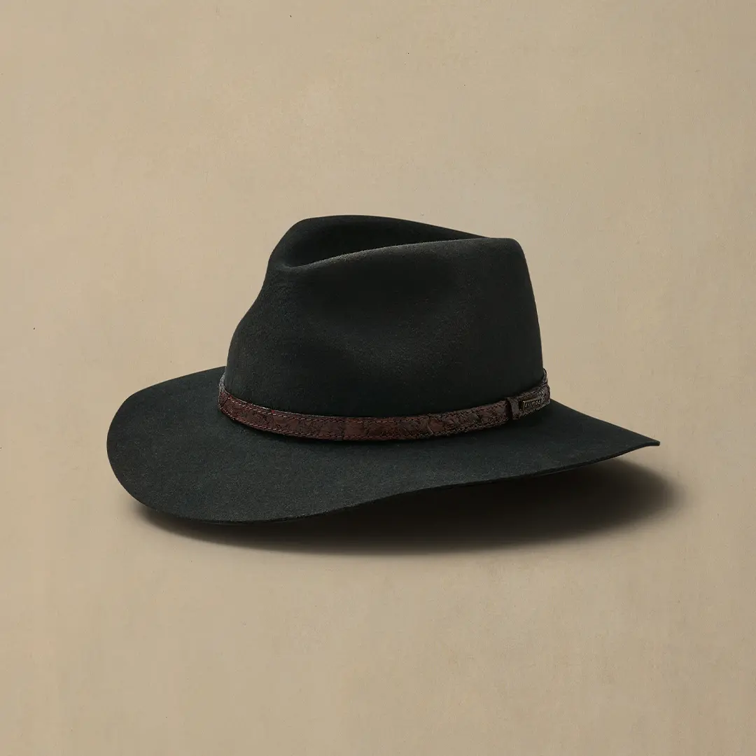 Banjo Paterson Graphite Grey 1