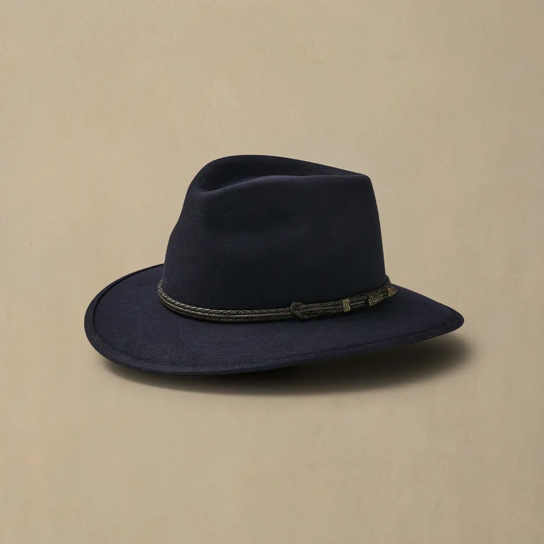 Traveller Midnight 1