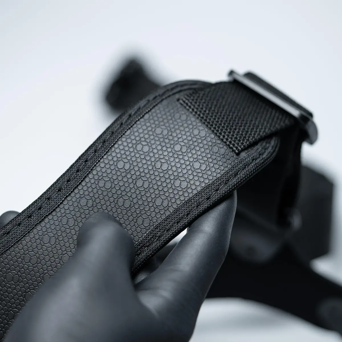 Cloak Chest Holster For Keltec 5