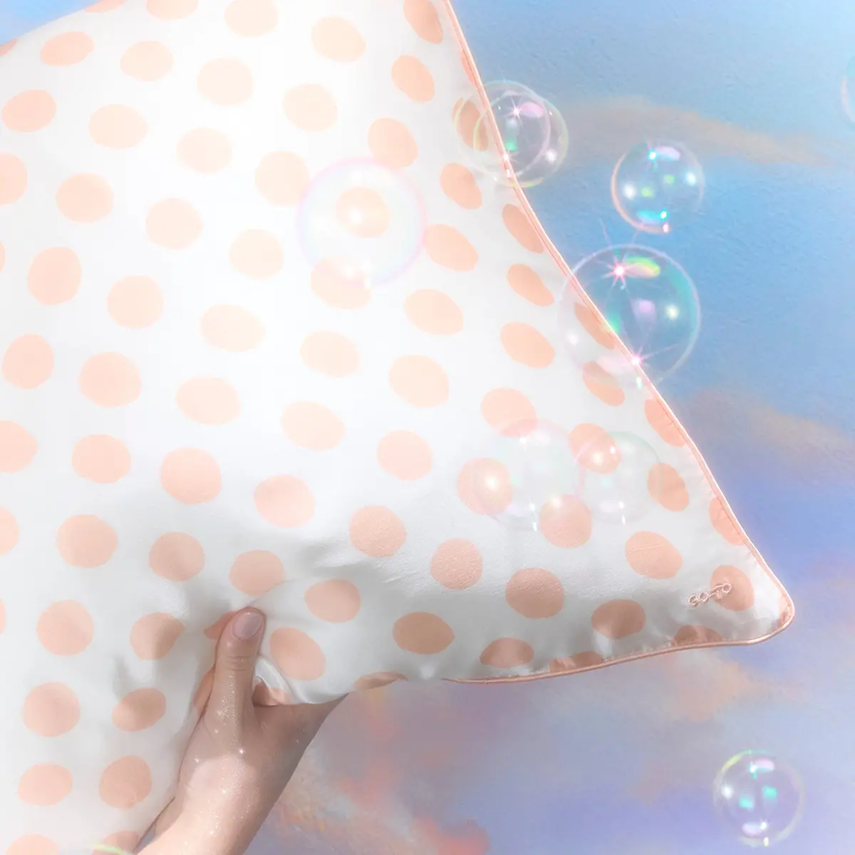 Silk Pillowcase 1
