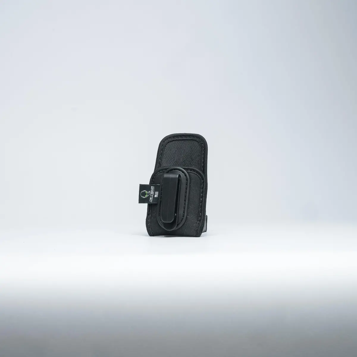 Grip Tuck Mag Carrier 1