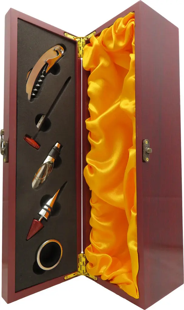 Wine Set Box With 5 Tools 1