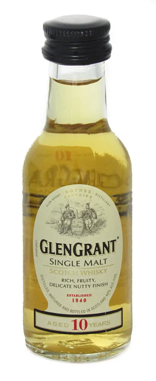 Glen Grant 10 Year Old Single Malt Whisky 50Ml 1