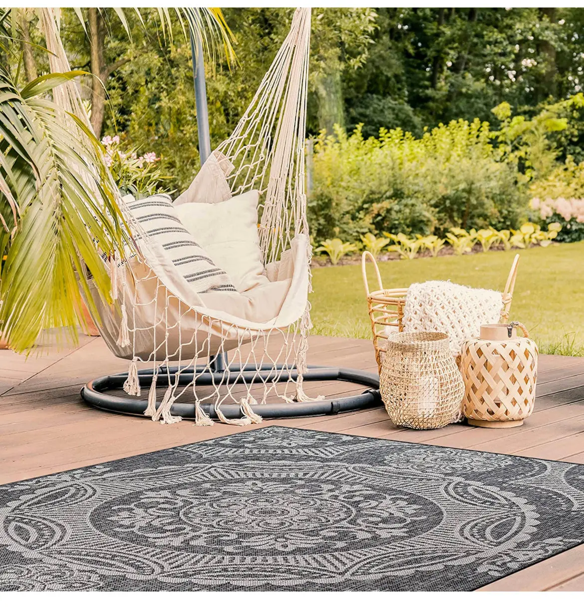 5’X7’ Indoor Outdoor Rug 1
