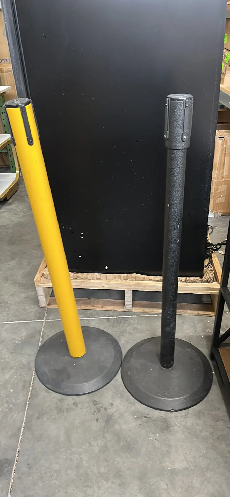 Retractable Belt Barrier 1