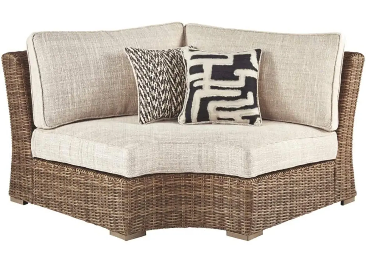 Patio Outdoor Wicker Curved Corner Chair 1